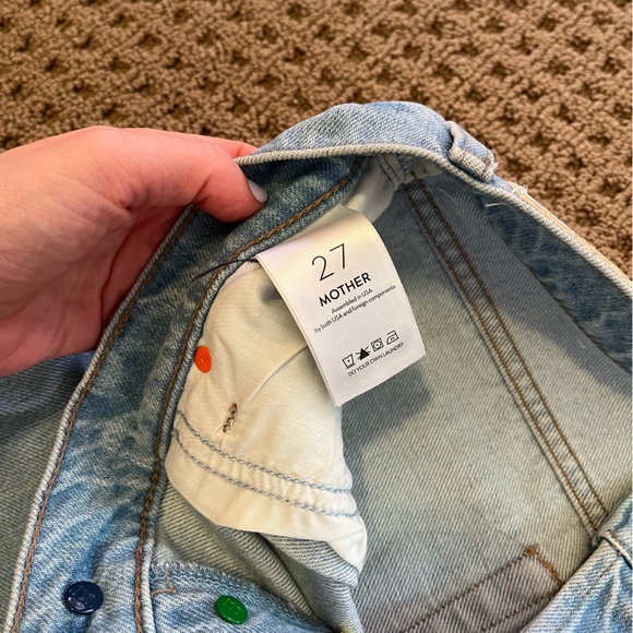 Mother Denim Pleated Fun Shorts - 27 - Picture 5 of 6